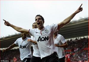 Với Juventus, không mua Van Persie là sự lựa chọn đúng