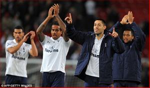 Man Utd lần đầu gục ngã trước Tottenham sau 10 năm vì khung gỗ và ... trọng tài