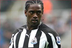 Sao trẻ Newcastle bị bắt vì quấy rối bồ cũ