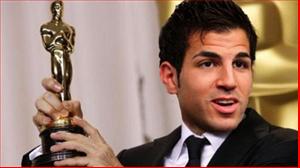 CĐV Sevilla đòi trao tượng vàng Oscar cho kịch sỹ Fabregas