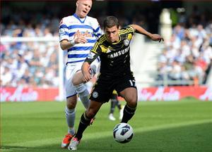 Chelsea mất điểm trước QPR: Hazard không phải là thánh