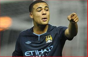 Sao trẻ Man City bị bắt vì đâm chết người