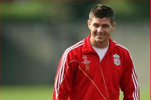 Steven Gerrard: Man Utd, Chelsea và Real đều ham muốn tôi