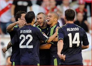 Real Madrid: Giả vờ xung đột hay khổ nhục kế của Mou?