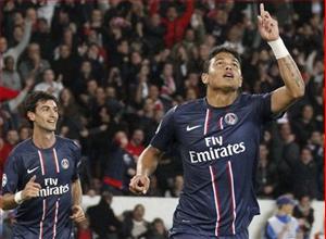 Ngày ra mắt hoàn hảo của Thiago Silva