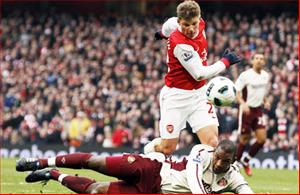 Arsenal - Coventry City: Xoay tua chờ Chelsea