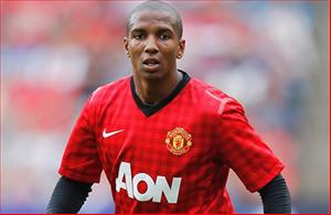Sir Alex nổi đóa vì Ashley Young... không được lên tuyển