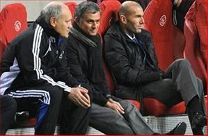 Huyền thoại Zidane đã chia tay Real được 2 tháng