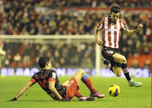 Atletico: Chấp nhận đầu hàng Barca?