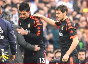 Hàng thủ Real: Dùng Casillas, hay đánh bạc với Adan?
