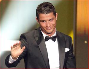 Đừng thương hại Ronaldo, làm ơn!