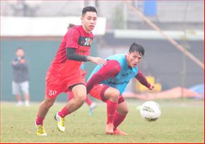 Hai cầu thủ Việt kiều để lại ấn tượng trong buổi tập đầu tiên