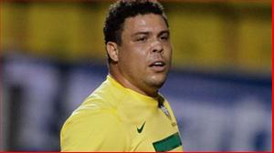 Vừa giảm cân, Rô béo liền được mời tới Anh