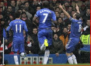 Chelsea kiên cường vượt qua Arsenal trong trận derby kịch tính