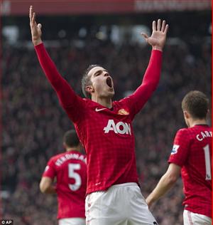 Van Persie lại toả sáng rực rỡ, Man Utd đả bại Liverpool