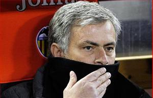 Jose Mourinho phải cứu chính mình