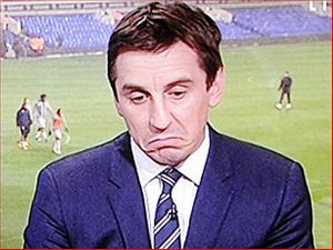 Gary Neville lo ngại cho tương lai của Moyes