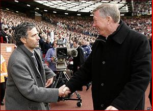 HLV Mourinho háo hức ngày tái đấu với Sir Alex