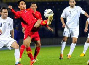 HLV Văn Sỹ tin tưởng VN sẽ đánh bại Uzbekistan ở lượt về