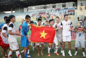 Câu chuyện bóng đá: Khi người ta “máu”