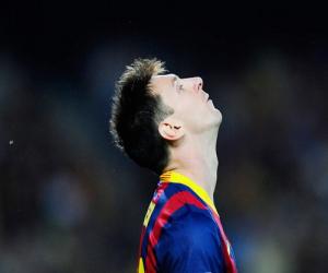 Barca nói dối về chấn thương của Messi?