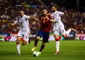 Tây Ban Nha thẳng tiến tới Brazil, Pháp đành đi cửa hậu