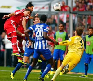 Bayern Munich chật vật đánh bại Hertha Berlin