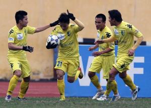 V-League 2014: Đừng chạy theo số lượng