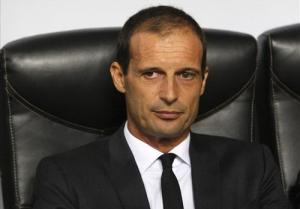 Lửa cháy dưới ghế Allegri