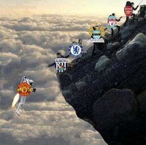 Man Utd đau đớn trước bức ảnh chế của fan Arsenal