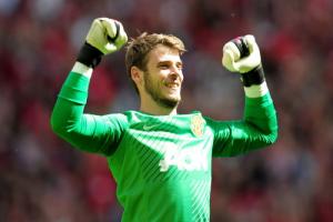 Thành công của MU nằm trên đôi tay De Gea