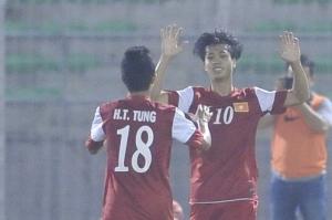 U19 Việt Nam đại thắng, nỗi lo nào phía sau?