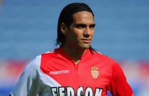 Chelsea đẩy Torres sang ... Monaco để đổi lấy Falcao?