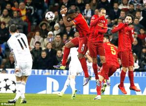 Gareth Bale tỏa sáng: Ở Bernabeu, đâu chỉ có Ronaldo là người hùng