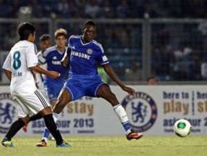 Chelsea lại tuyển mộ lúa non