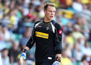 Barcelona tìm người thay Valdes: Vài ngày nữa, Stegen sẽ trả lời