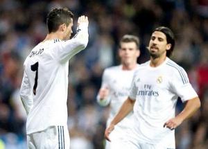 Blatter chẳng hiểu gì về Ronaldo