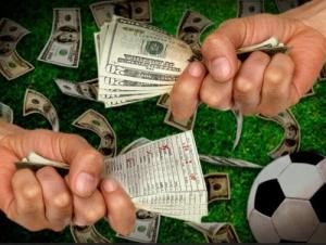 Ba cầu thủ ở Anh bị bắt vì bán độ