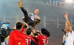 HLV Lippi thêm một lần lưu danh sử sách