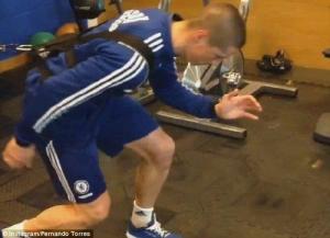 Bí quyết giúp Torres bình phục chấn thương siêu tốc