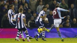 Tiền đạo West Brom tái hiện siêu phẩm của Bergkamp