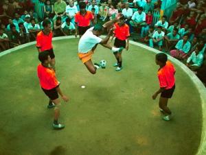 SEA Games: Nực cười với ngày hội ao làng