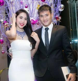 Thủy Tiên, Công Vinh được Thủ tướng Nhật mời dự tiệc