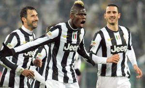 Trao đổi cầu thủ giữa Man United và Juventus: Tại sao không?