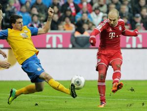 Robben bùng nổ, Bayern Munich thắng nhàn Braunschweig