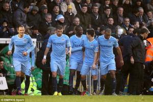 Hoà thất vọng nhược tiểu Blackburn, Man City đành tốn thêm sức cho trận đá lại