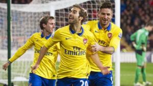 Arsenal xây chắc ngôi đầu: So sánh với Barca được không?