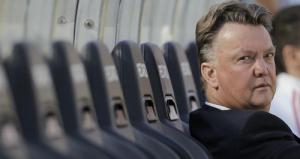 Louis van Gaal bất ngờ muốn thay Villas - Boas ở Tottenham