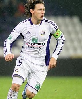 Liverpool tiếp cận hàng ngon giá rẻ từ Bỉ