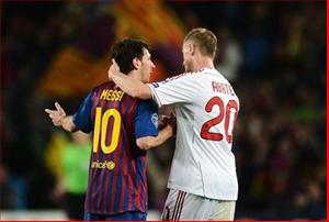 Dư âm trận Milan - Barca: Khi người khổng lồ hóa thành tí hon